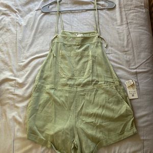 Billabong wild pursuit romper size L green